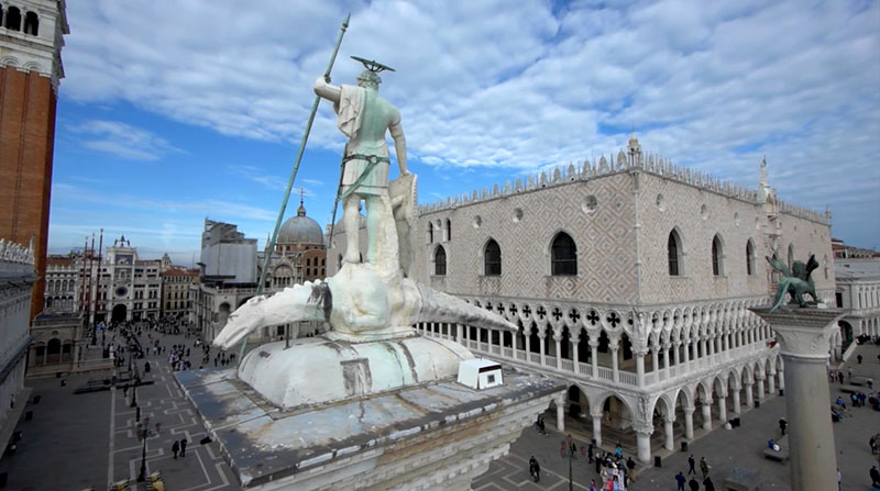 Columnas de San Marcos y San Teodoro en Venecia