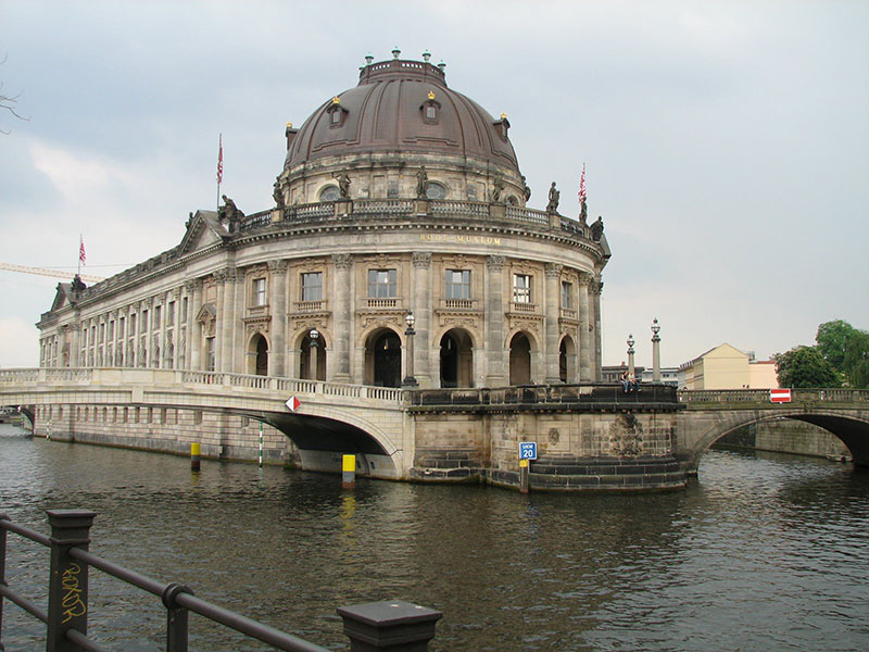 Puente Monbijou de Berlín