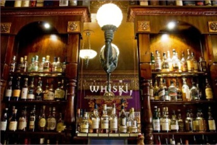 Whiski-Bar-Restaurant-Edimburgo