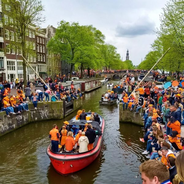 Guía para pasar el Día del Rey en Ámsterdam (2020)