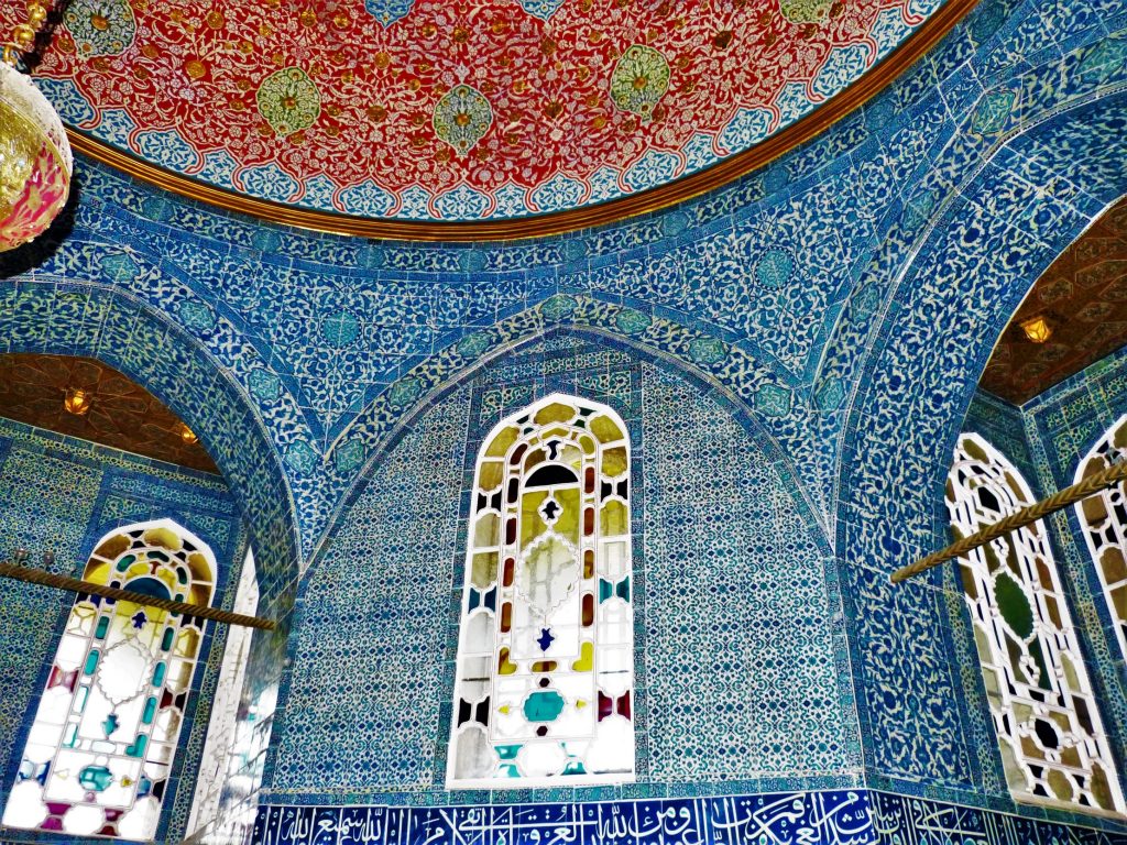 Fairytale interiors of the Topkapi Palace; Istanbul main attractions
