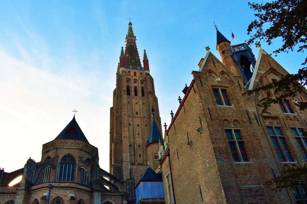 Onze-Lieve-Vrouwekerk church in Bruges