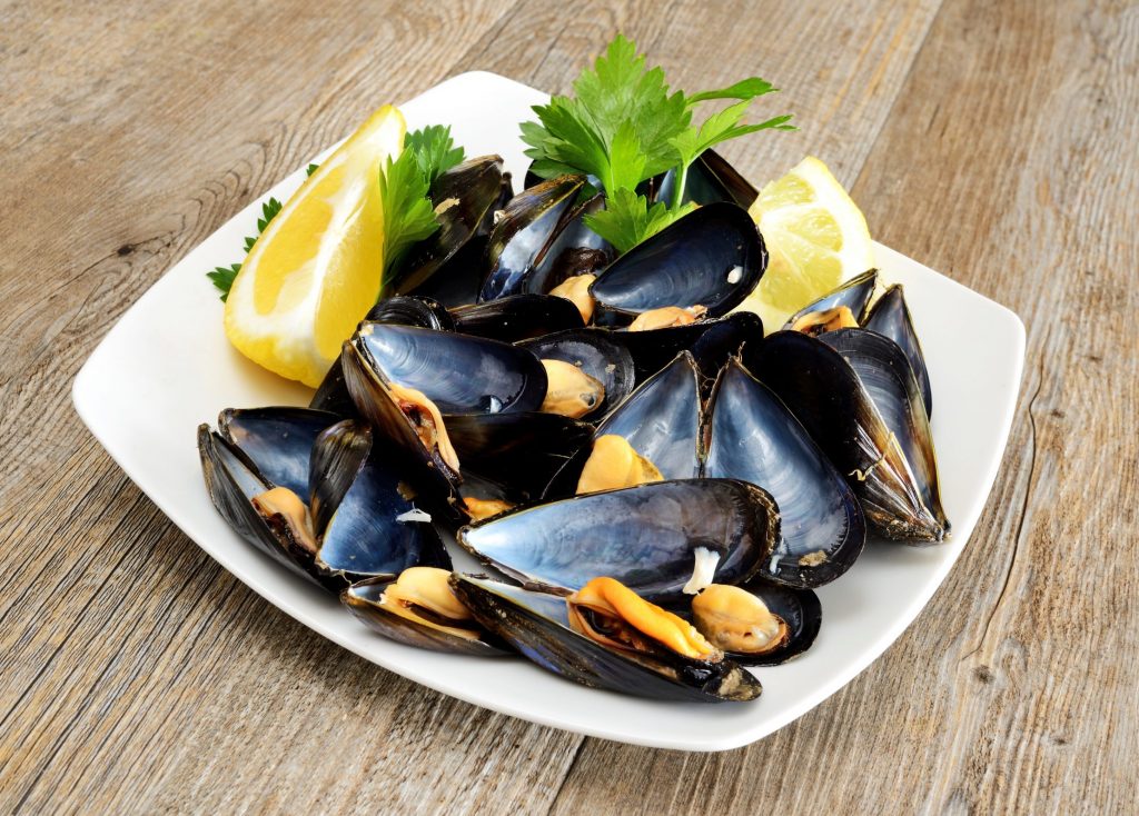 Mussels served simply with lemon and salt