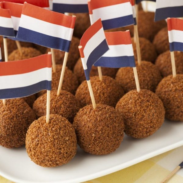 Comida Típica Holandesa – 25 Platos Tradicionales y Postres Holandeses
