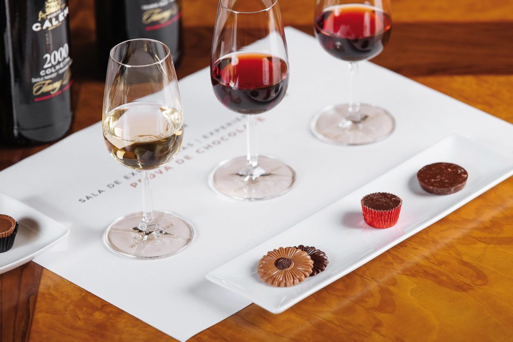 Premium Cálem port wines paired with desserts during sophisticated tasting (source www.calem.pt)