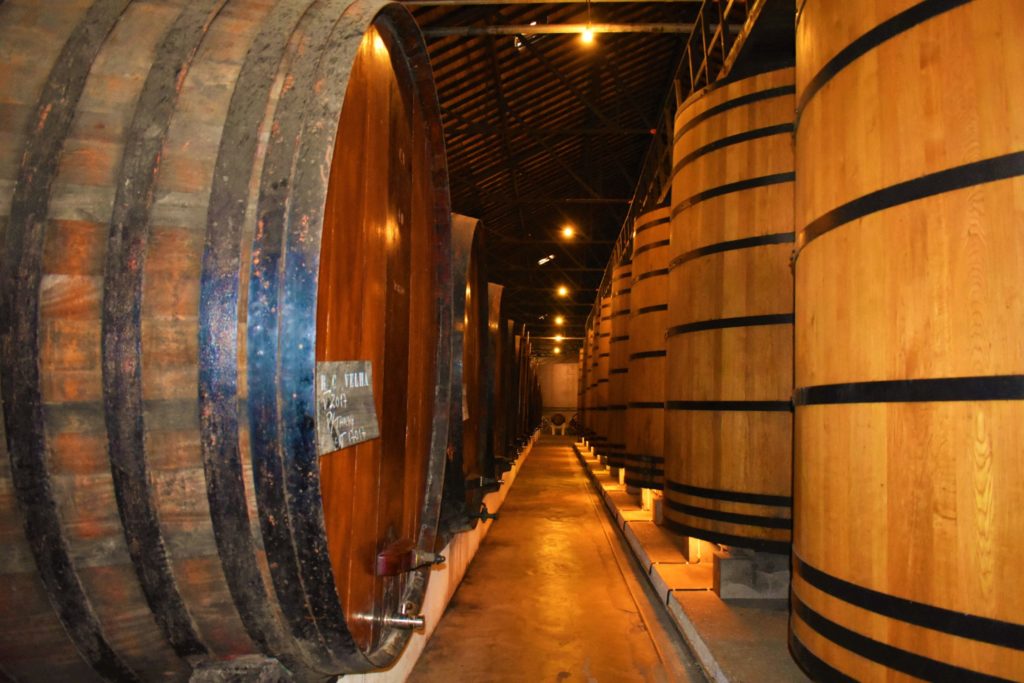 Where are the best port wine cellars in Porto, Portugal