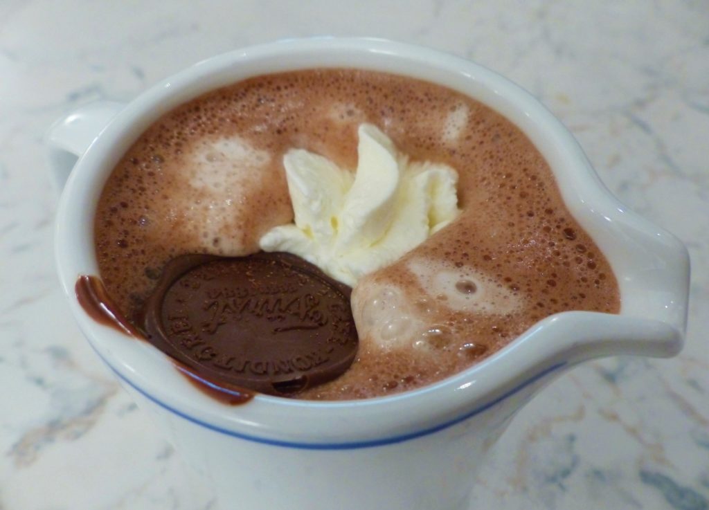 Rich Viennese hot chocolate