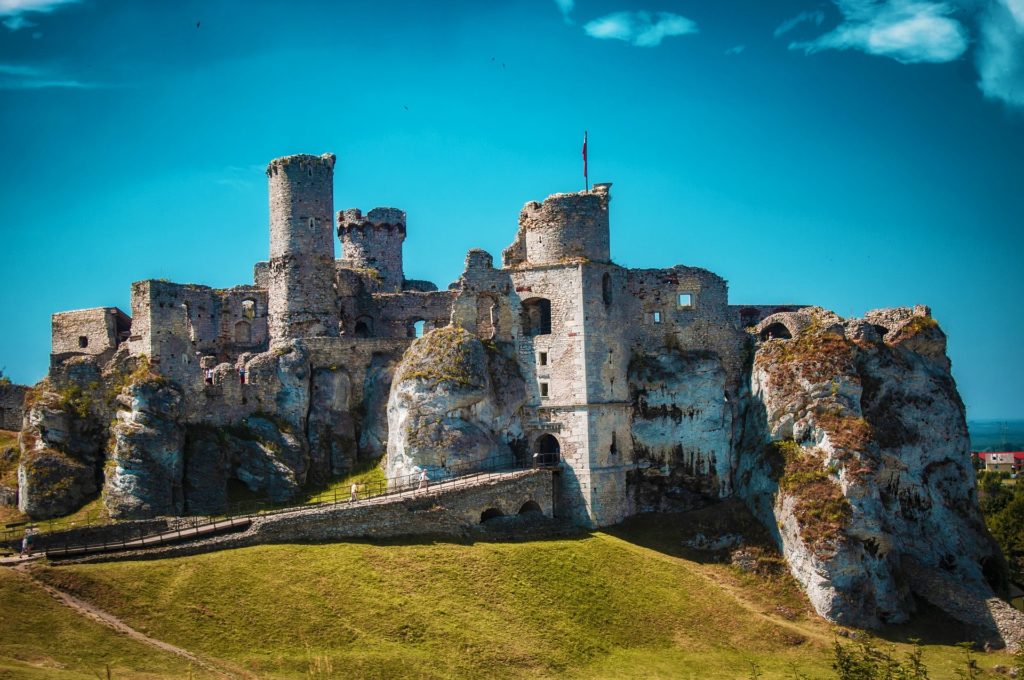 Ruins of impressive medieval Ogrodzieniec Castle from 14th century - southern Poland
