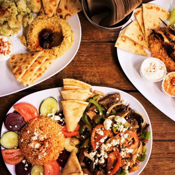 Qué y Dónde Comer en Atenas, Platos Típicos, Restaurantes y Áreas