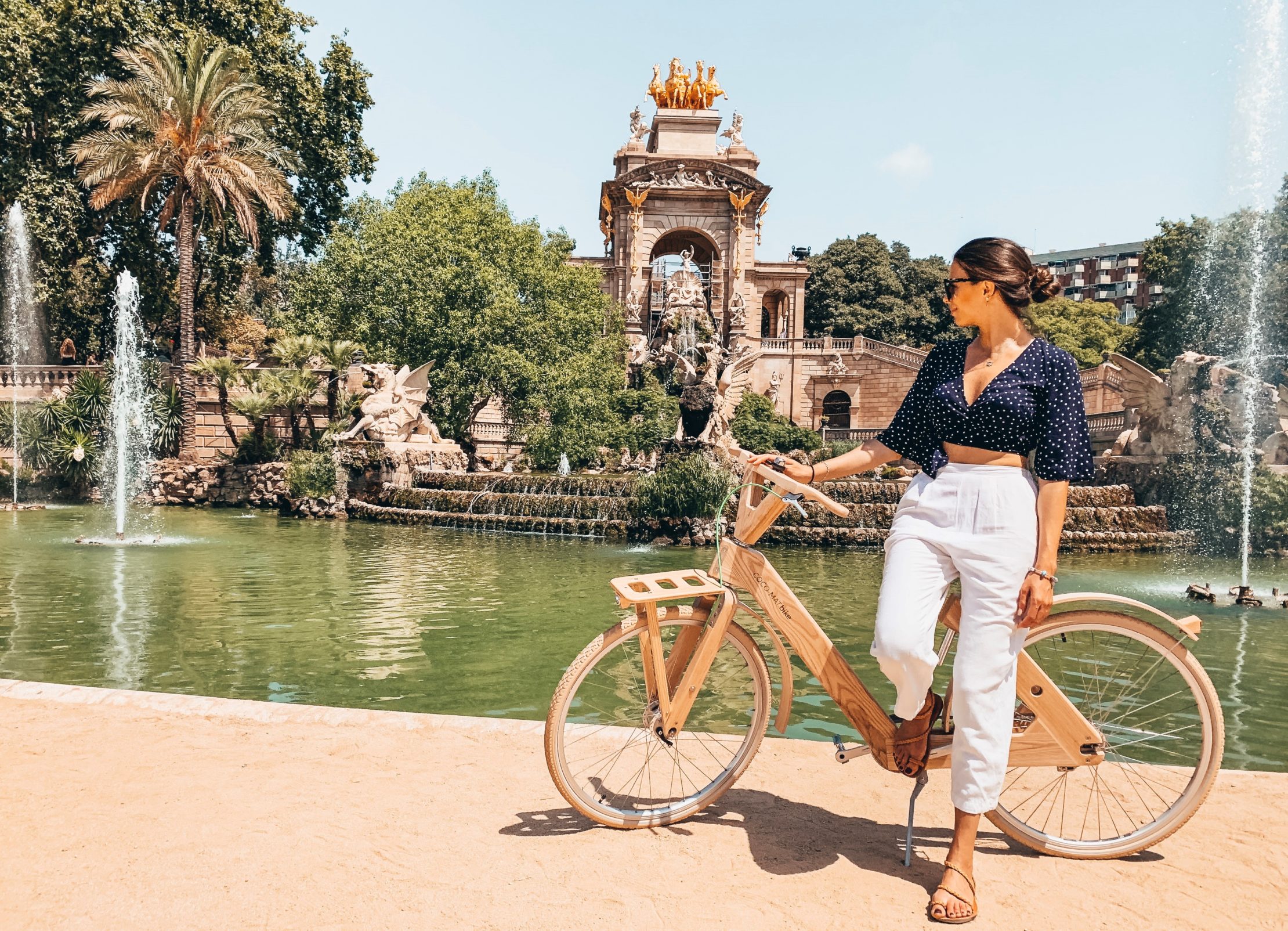 Barcelona by bike - guide, routes, where to rent a bike in Barcelona